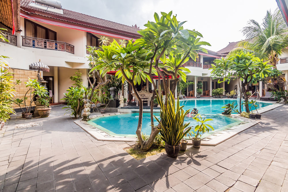 The Flora Kuta Bali Ξενοδοχείο Εξωτερικό φωτογραφία